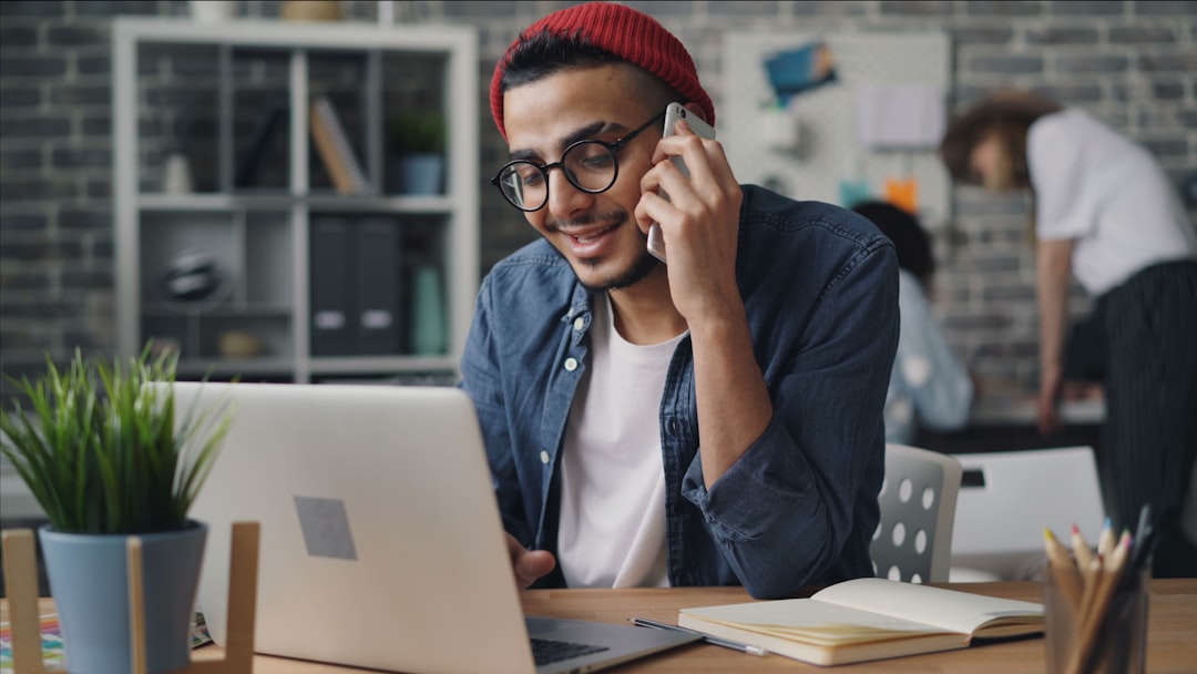 5 Ways to Build Website Credibility Before a Sales Call
